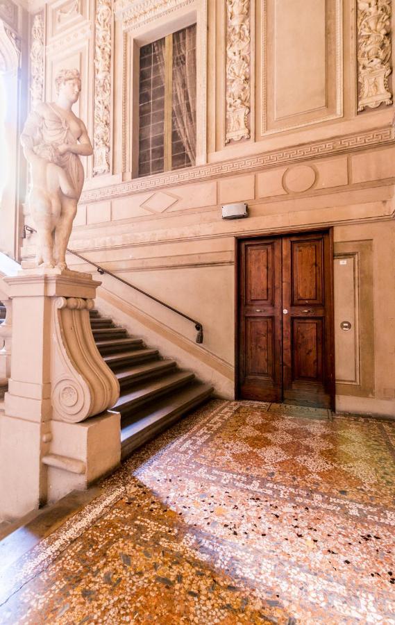 Familybo Apartments Santo Stefano Bologna Buitenkant foto